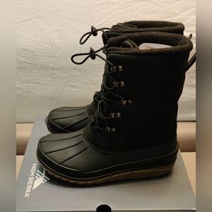 High Sierra Kids boots, size 3, Color black